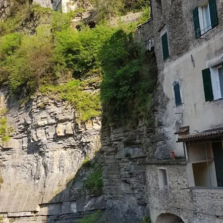 L'antica Torre Apartment Dolceacqua