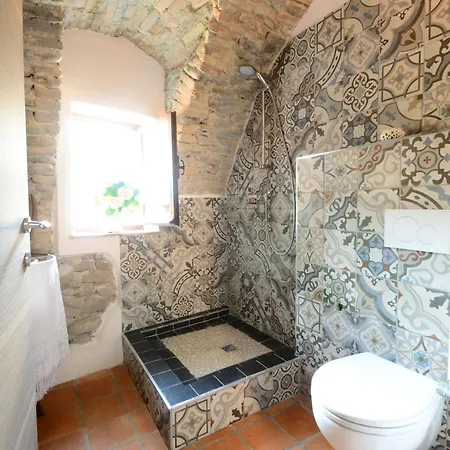 L'antica Torre Apartment *