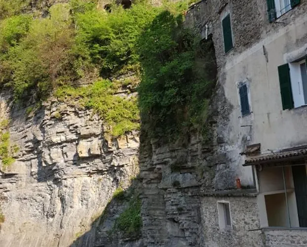 L'antica Torre Апартаменты Дольчеаккуа